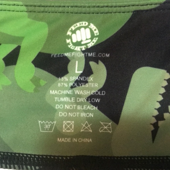 Feed Me Fight Me bootie shorts - Picture 3 of 8